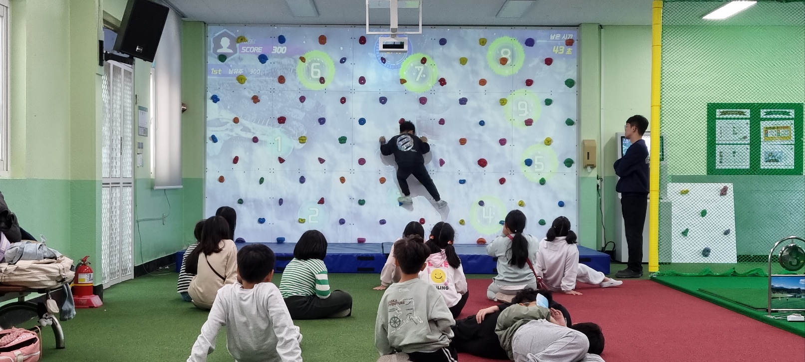 용인 J초등학교 AREX CLIMB 설치 사례